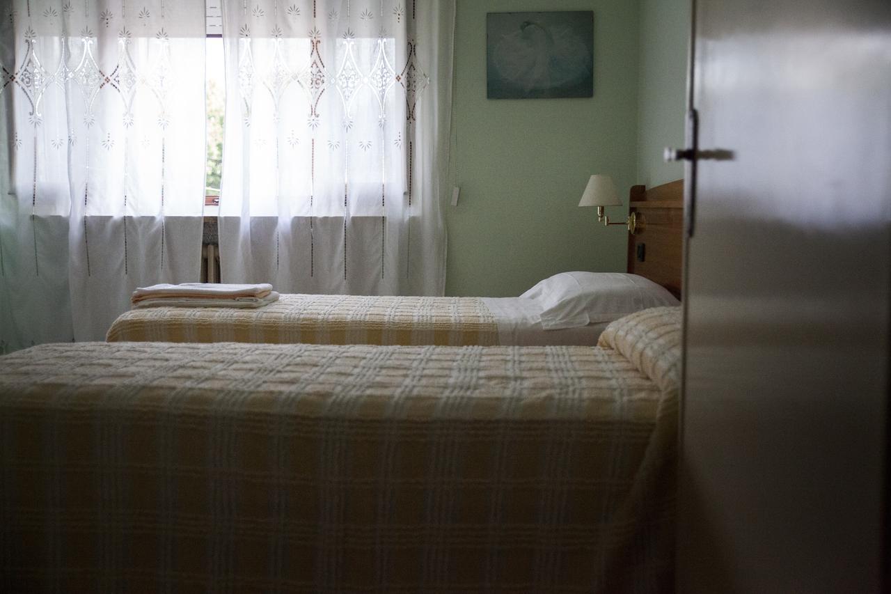 Hotel Trieste Pontelongo Kültér fotó